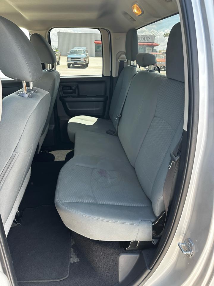 RAM 1500 Tradesman Quad Cab 2WD 2016