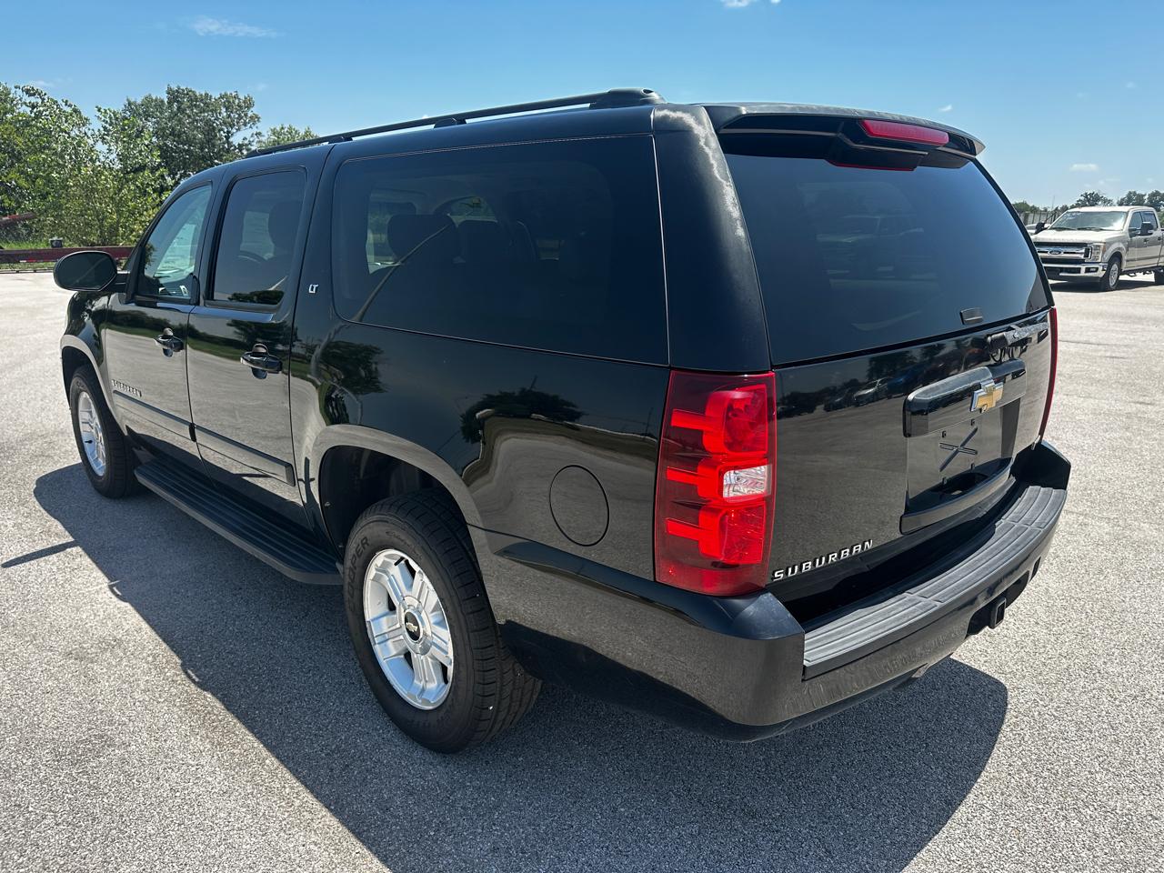 Chevrolet Suburban LS 1500 2WD 2008