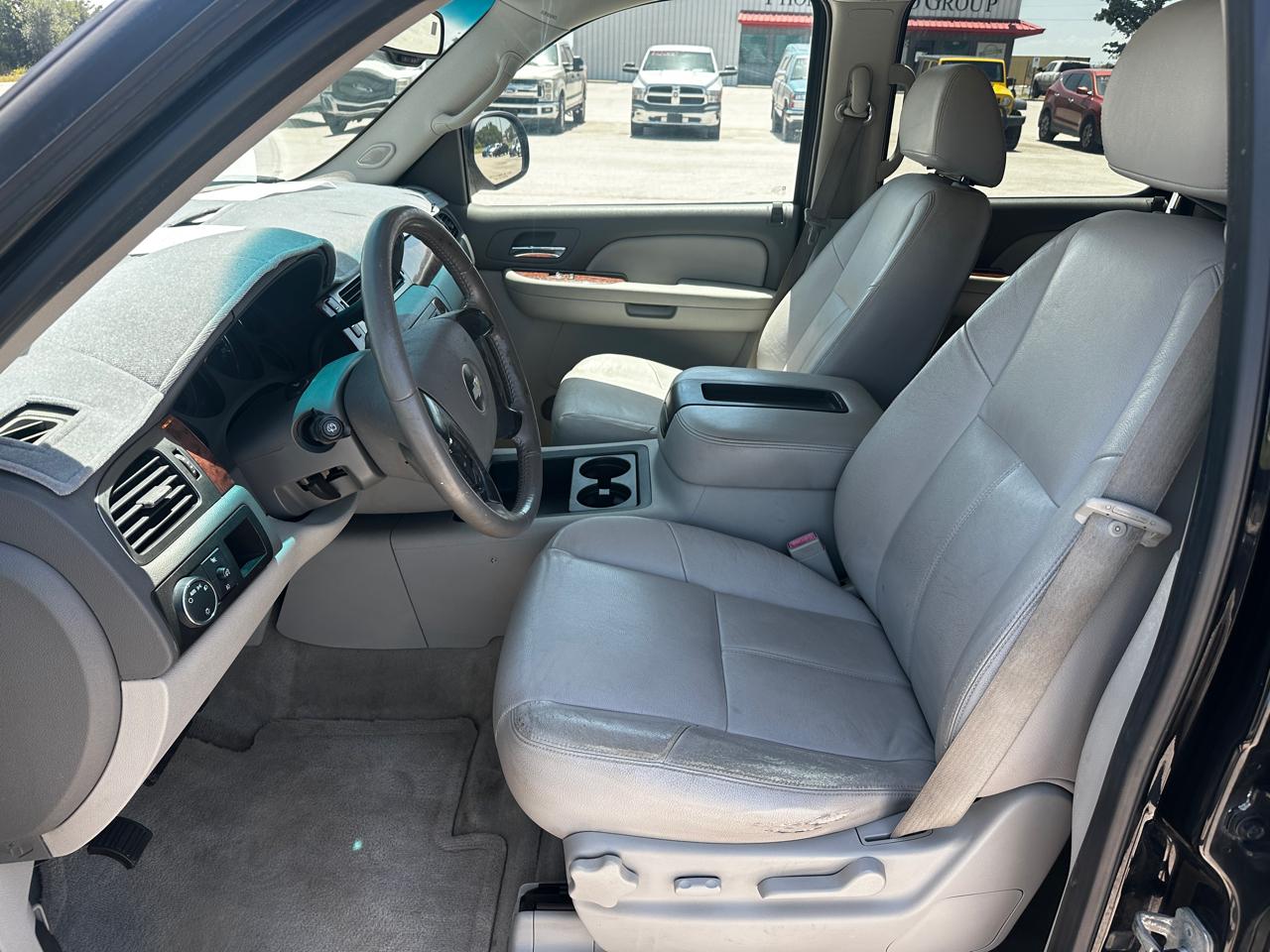 Chevrolet Suburban LS 1500 2WD 2008