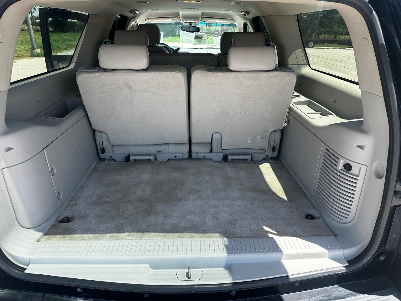 Chevrolet Suburban LS 1500 2WD 2008