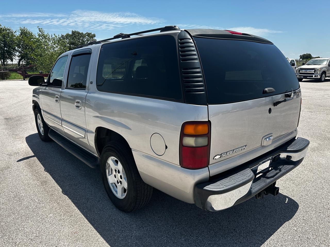 Chevrolet Suburban 1500 4WD 2006