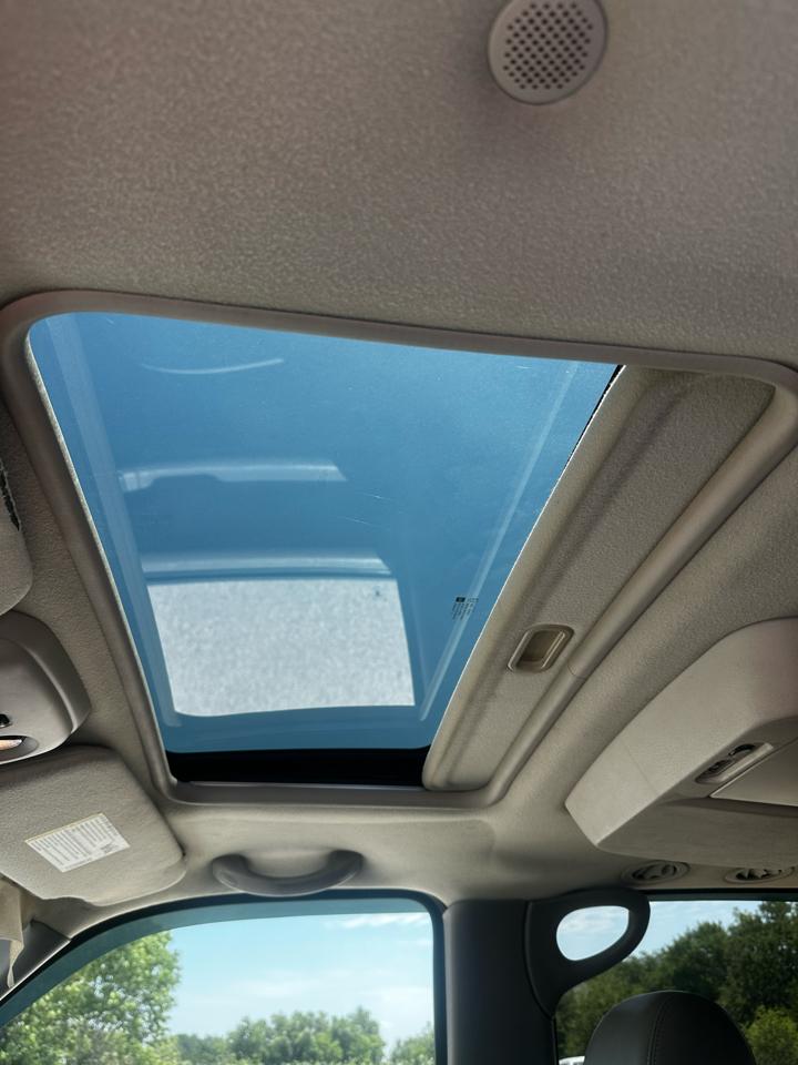 Chevrolet Suburban 1500 4WD 2006