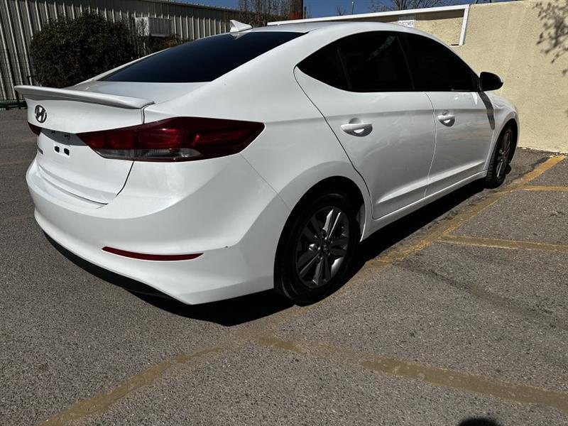 Hyundai Elantra Limited 2018