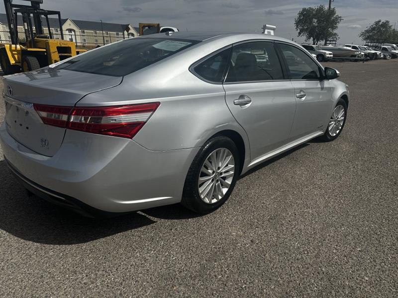 Toyota Avalon Hybrid XLE Premium 2013
