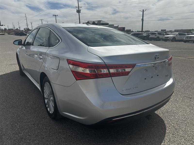 Toyota Avalon Hybrid XLE Premium 2013