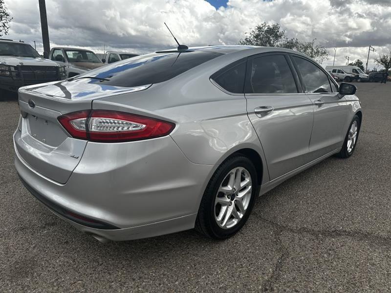 Ford Fusion SE 2016