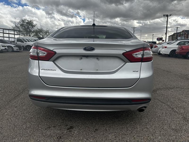 Ford Fusion SE 2016