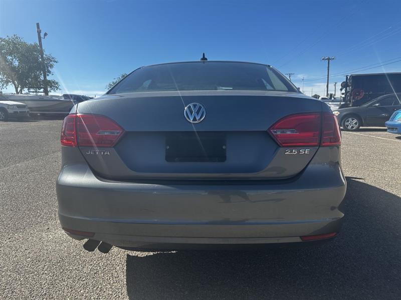 Volkswagen Jetta SE 2012