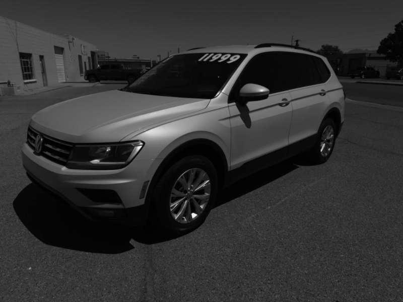 Volkswagen Tiguan S 2018