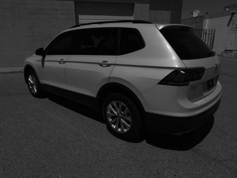 Volkswagen Tiguan S 2018
