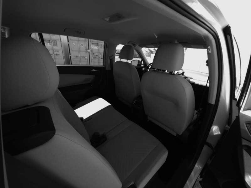 Volkswagen Tiguan S 2018