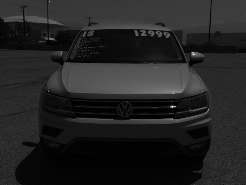 Volkswagen Tiguan S 2018