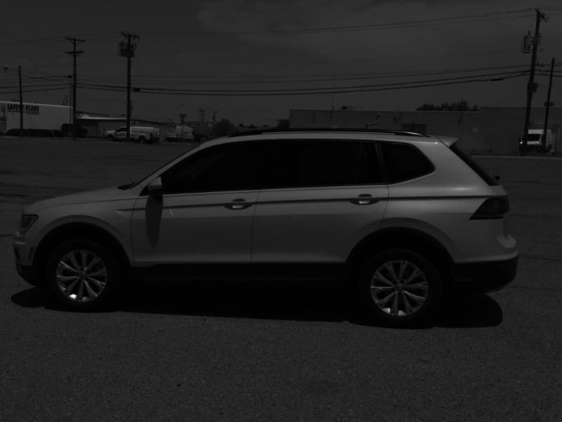 Volkswagen Tiguan S 2018