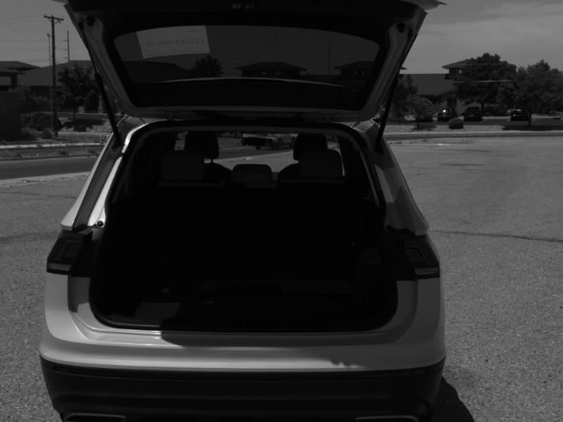 Volkswagen Tiguan S 2018