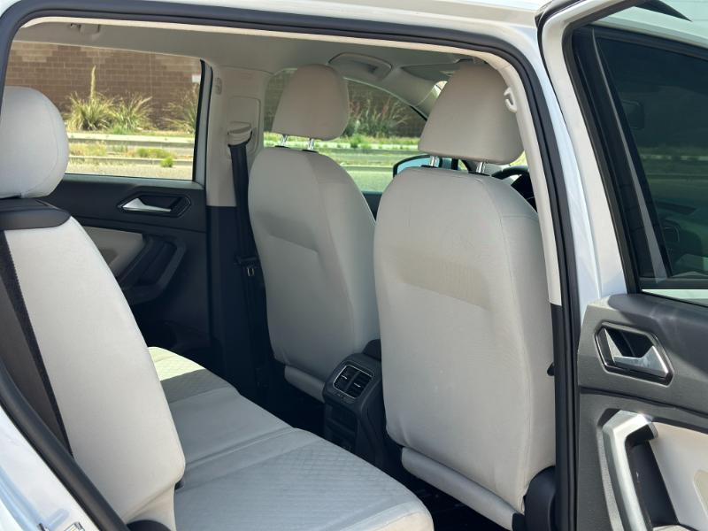 Volkswagen Tiguan S 2018