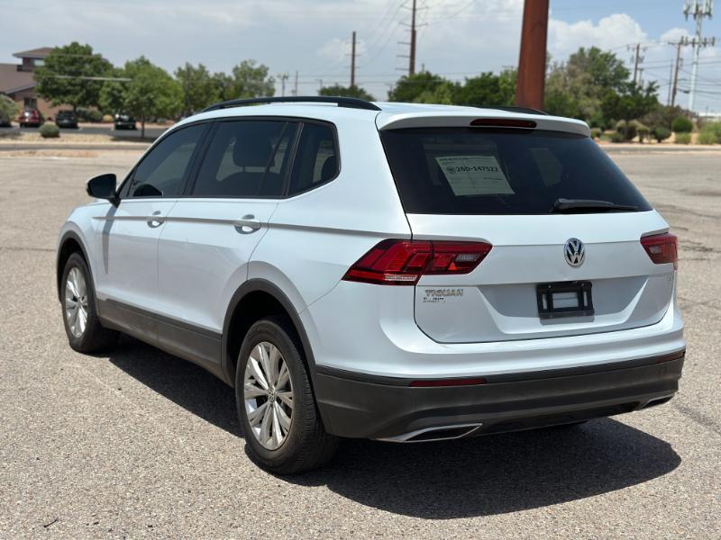 Volkswagen Tiguan S 2018