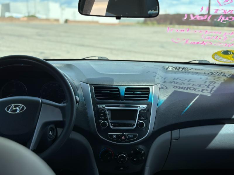 Hyundai Accent SE 4-Door 6A 2017