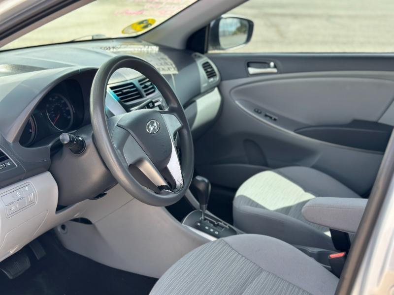 Hyundai Accent SE 4-Door 6A 2017