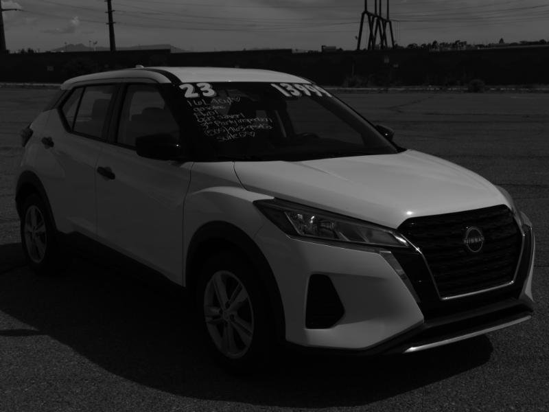 Nissan Kicks  2023