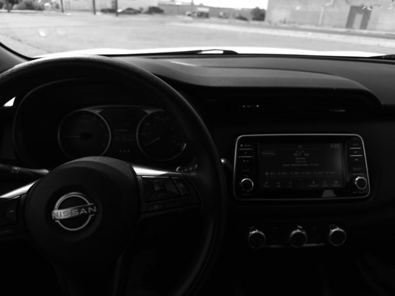 Nissan Kicks  2023