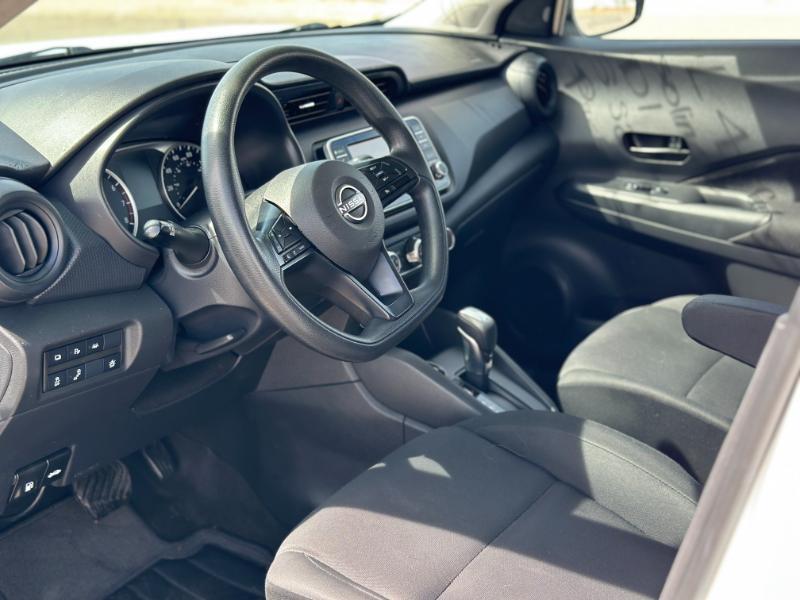 Nissan Kicks  2023