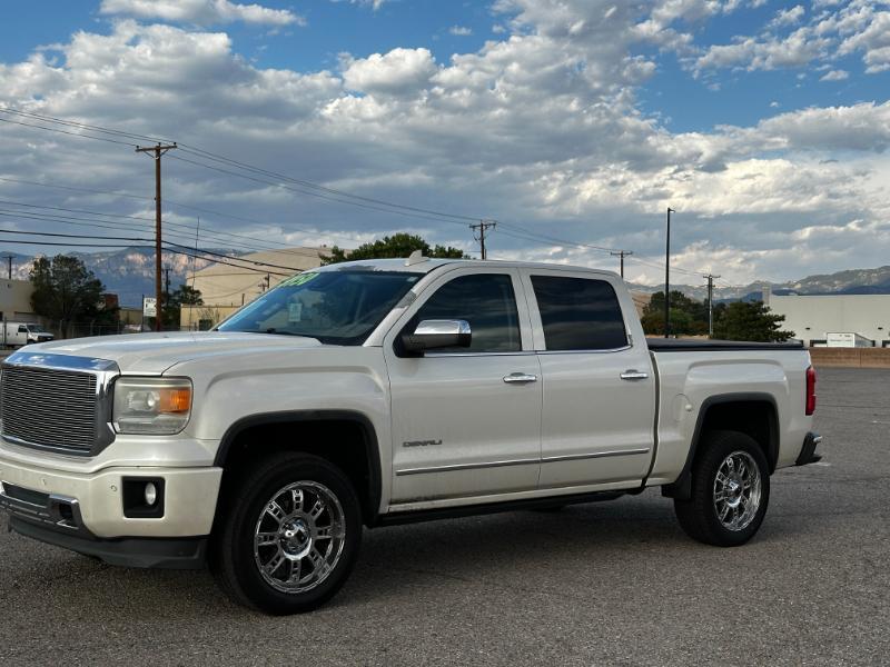 GMC Sierra 1500 Denali Crew Cab Short Box 4WD 2015