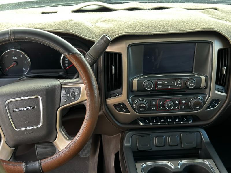 GMC Sierra 1500 Denali Crew Cab Short Box 4WD 2015