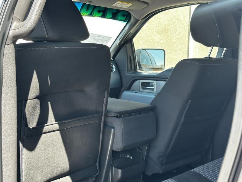 Ford F-150 SuperCrew Crew Cab 139" XLT 2011