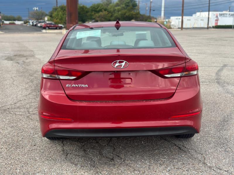 Hyundai Elantra  2017