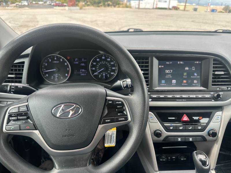 Hyundai Elantra  2017