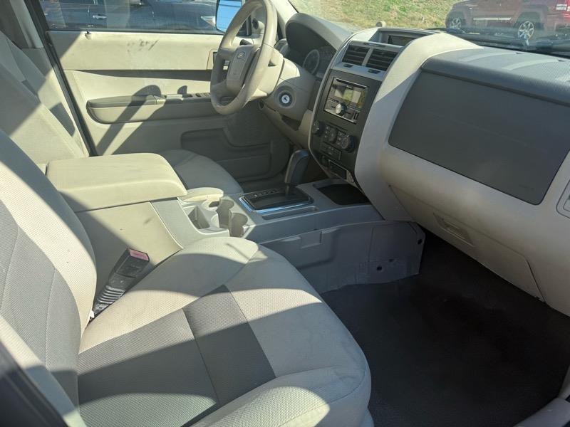 Ford Escape XLT 2WD V6 2008