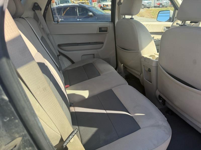 Ford Escape XLT 2WD V6 2008