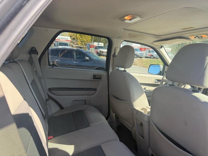 Ford Escape XLT 2WD V6 2008