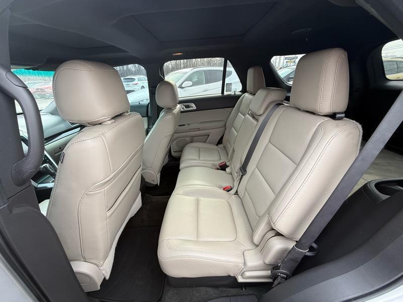 Ford Explorer Limited FWD 2014