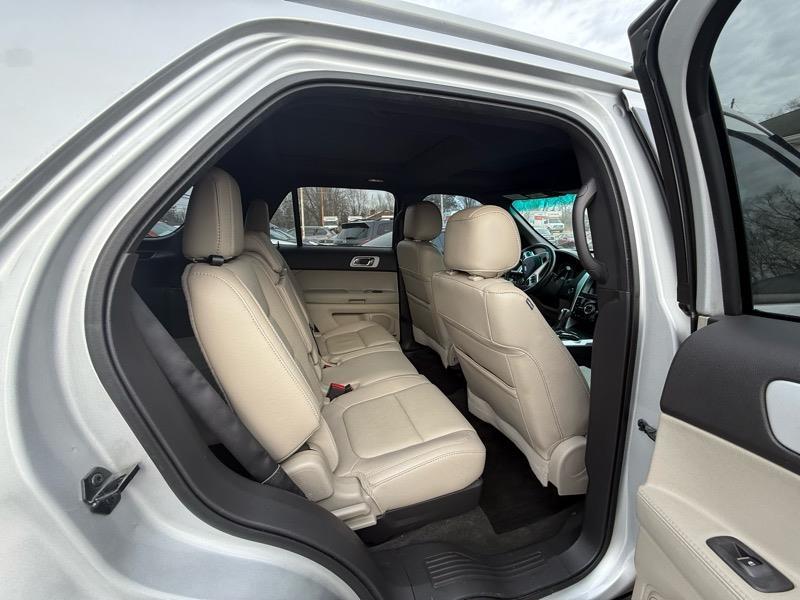 Ford Explorer Limited FWD 2014