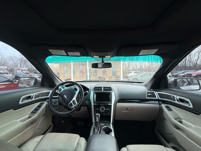 Ford Explorer Limited FWD 2014