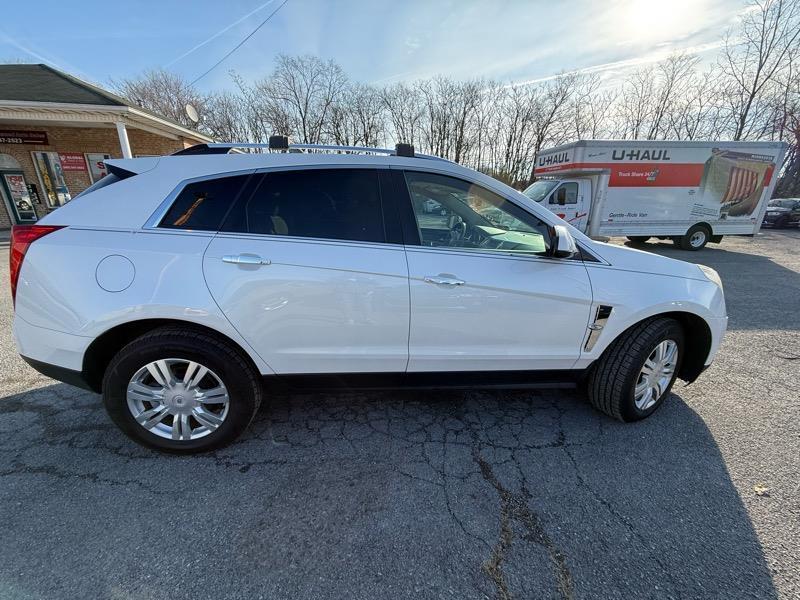 Cadillac SRX Luxury AWD 2012