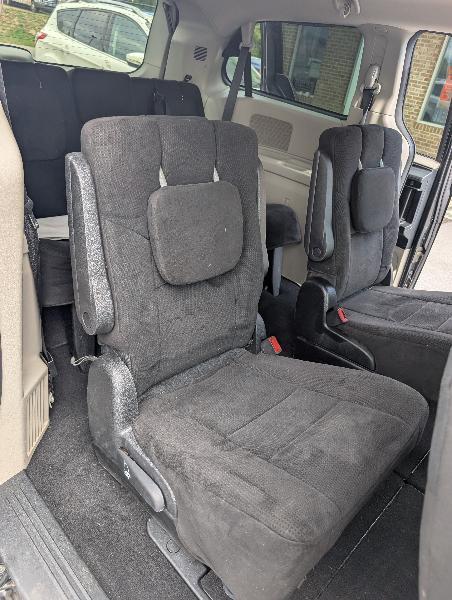 Dodge Grand Caravan SXT 2012