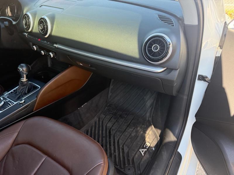 Audi A3 1.8T Premium Plus FWD S tronic 2016