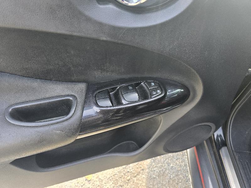 Nissan Juke NISMO RS 6MT FWD 2014