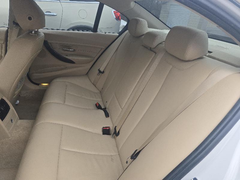 BMW 3-Series 328i Sedan 2012