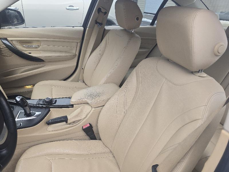 BMW 3-Series 328i Sedan 2012