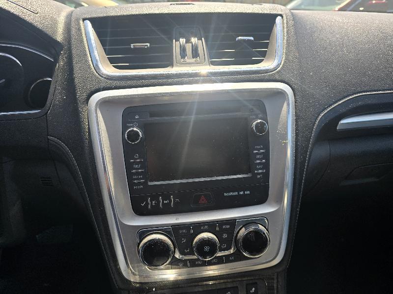 GMC Acadia SLT 4D SUV FWD 2014