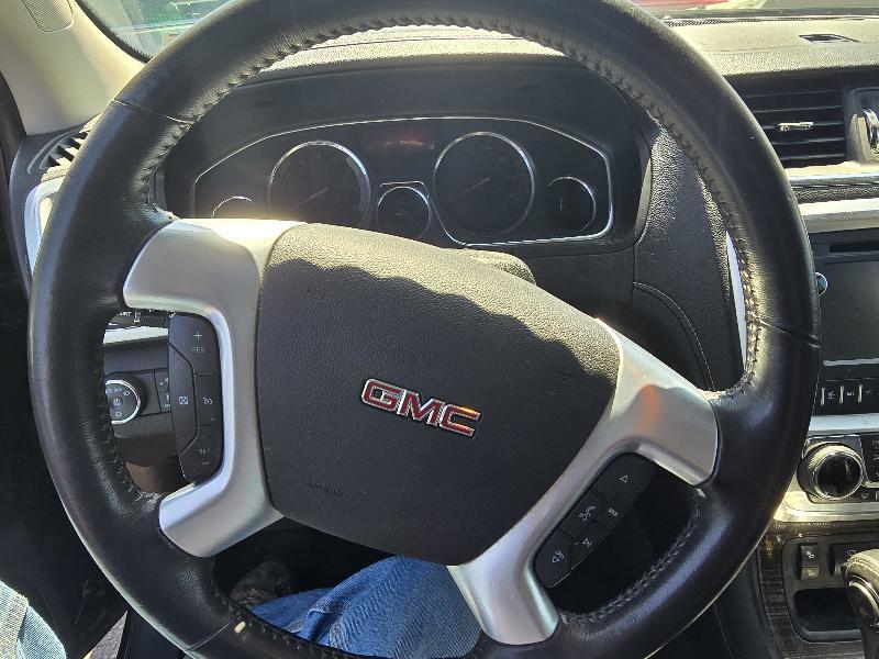 GMC Acadia SLT 4D SUV FWD 2014
