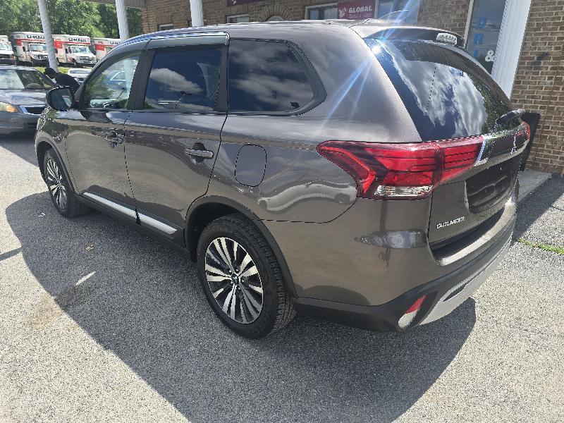 Mitsubishi Outlander SEL AWD 2020