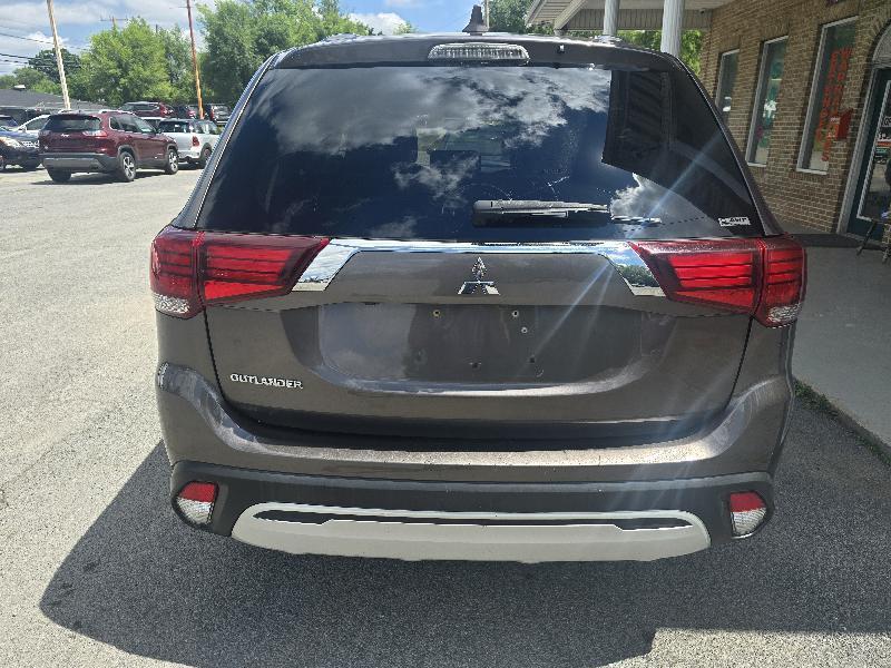 Mitsubishi Outlander SEL AWD 2020