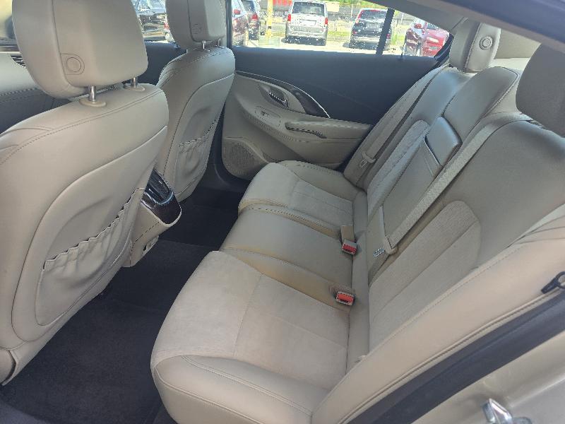 Buick LaCrosse Base 2014