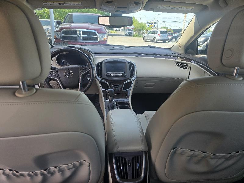 Buick LaCrosse Base 2014