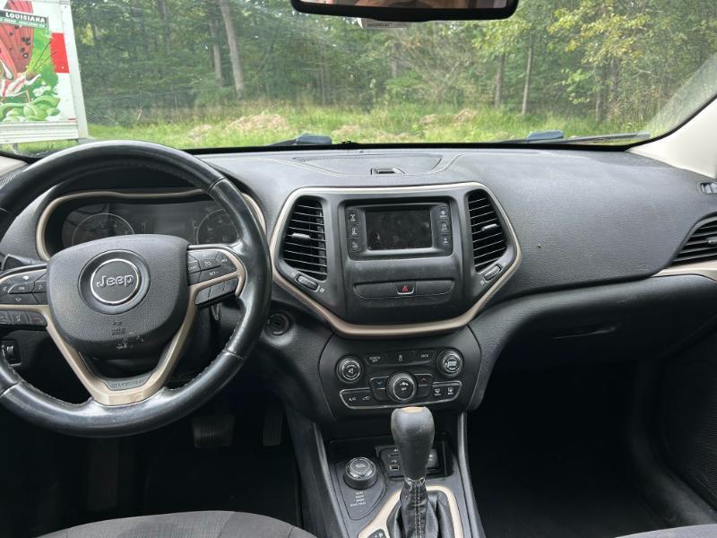Jeep Cherokee Latitude 4WD 2015