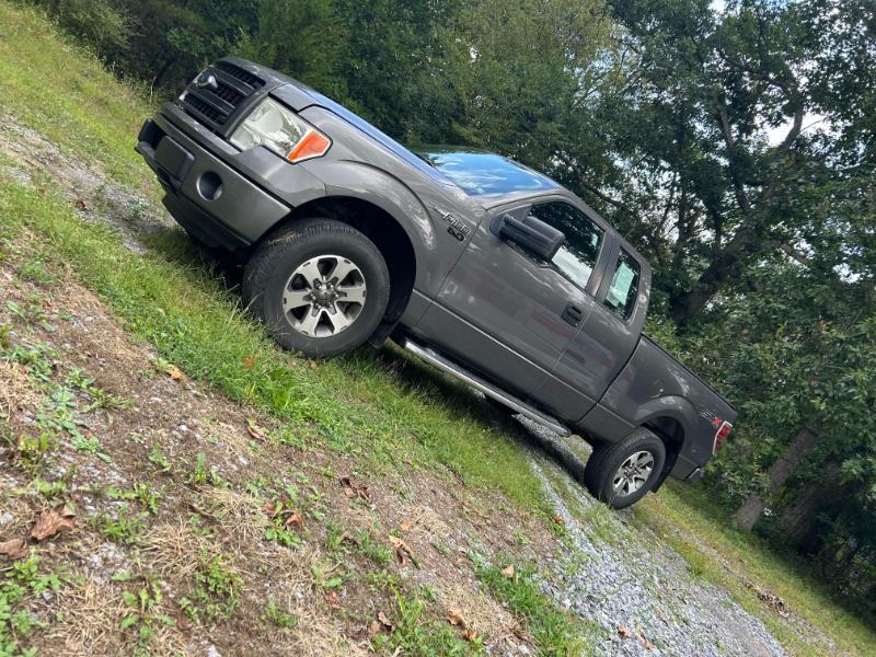 2013 Ford F-150 XLT SuperCab 8-ft. Bed 4WD